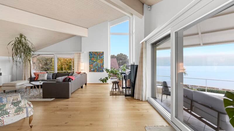 Fantastic house in the canton of Zug by the lake